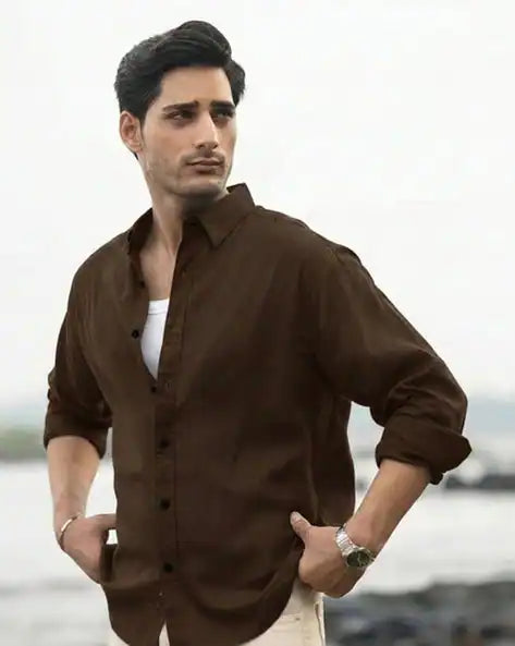 NEONOMAD
Men Regular Fit Shirt